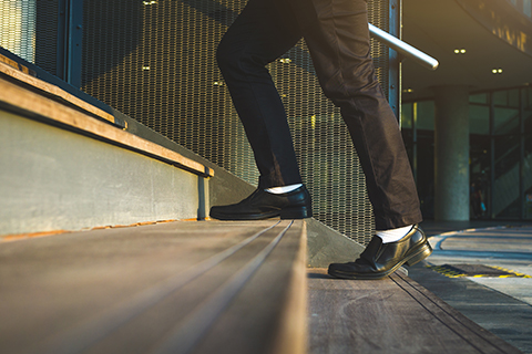 $333,900 to Bank Worker injured in a Slip and Fall